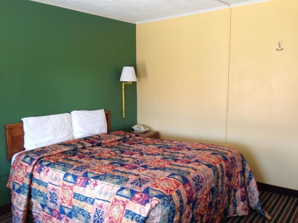 Family Budget Inn Гаррісон Екстер'єр фото